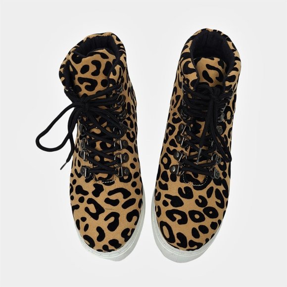 Qupid Animal Print High Top Sneaker Size 7 Lace Up Platform Ankle Bootie Leopard - Picture 3 of 8